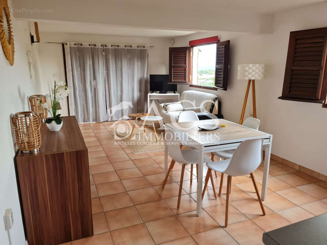 Investissement et confort : Maison T4 avec T2 indépendant - Fort-de-France - photo 15