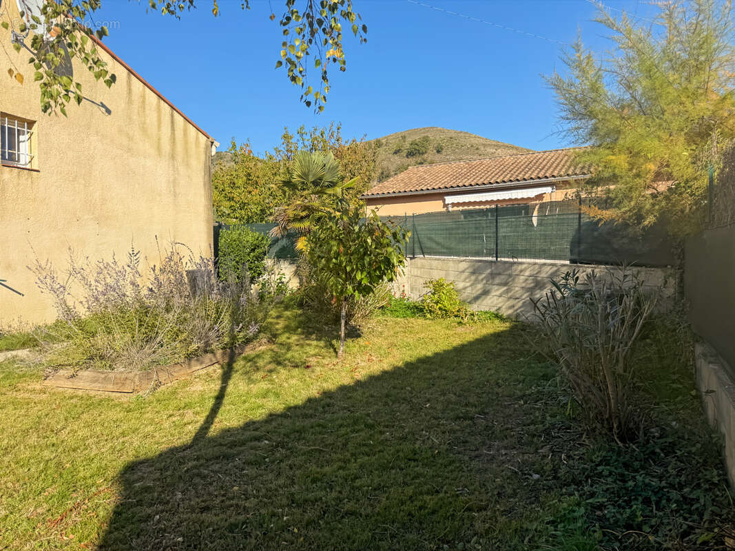 Maison à SAINT-PRIVAT