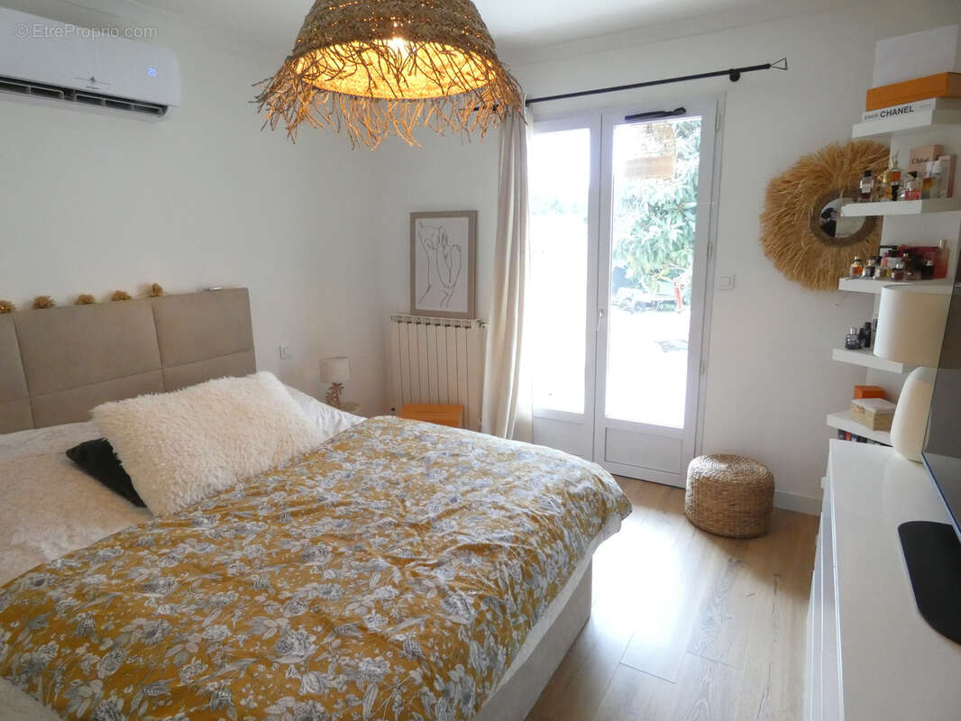 Maison à SAINT-PRIVAT-DES-VIEUX