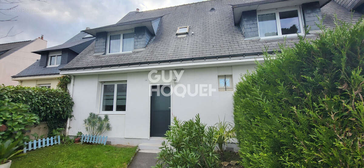 Maison à GRAND-CHAMP