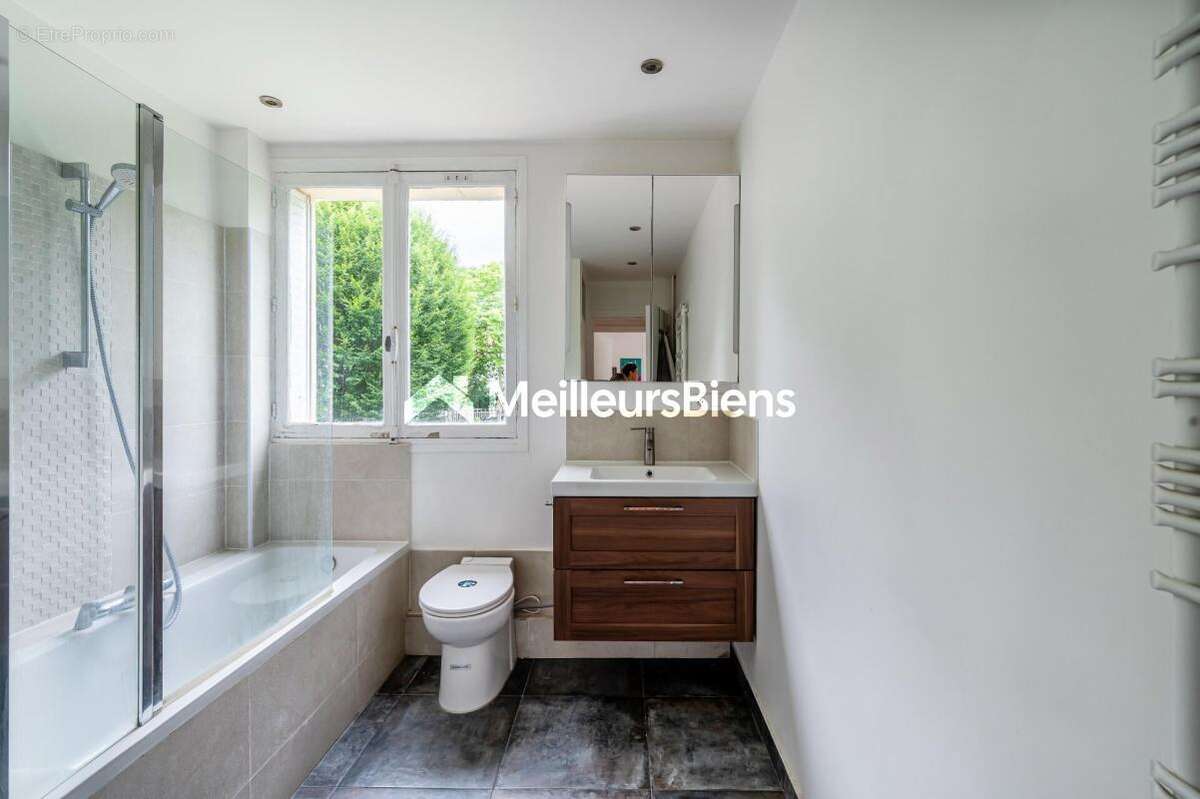 Appartement à SEVRES