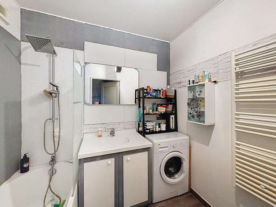 Appartement à TERNAY