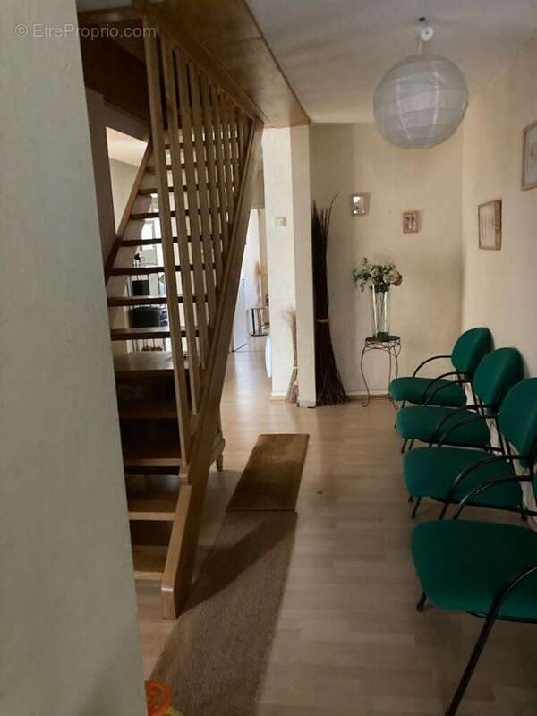 Photo 2 - Appartement à LONS-LE-SAUNIER