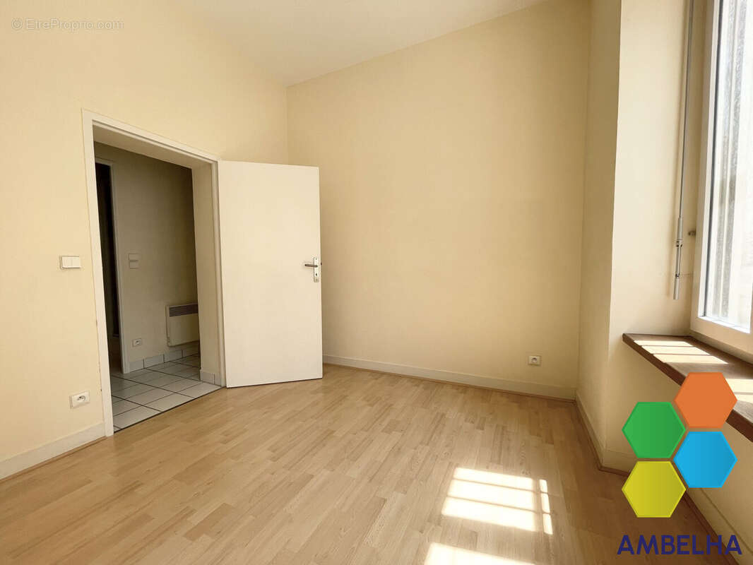 Appartement 89 m² à Tours  - photo 7