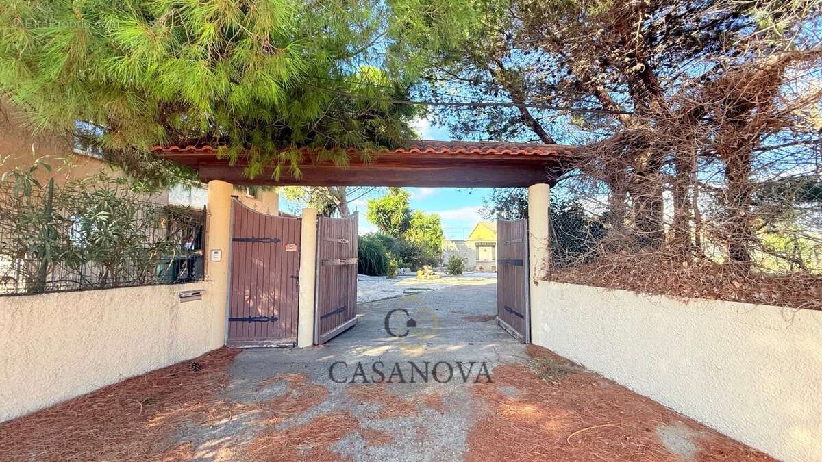 Maison à VILLENEUVE-LES-BEZIERS