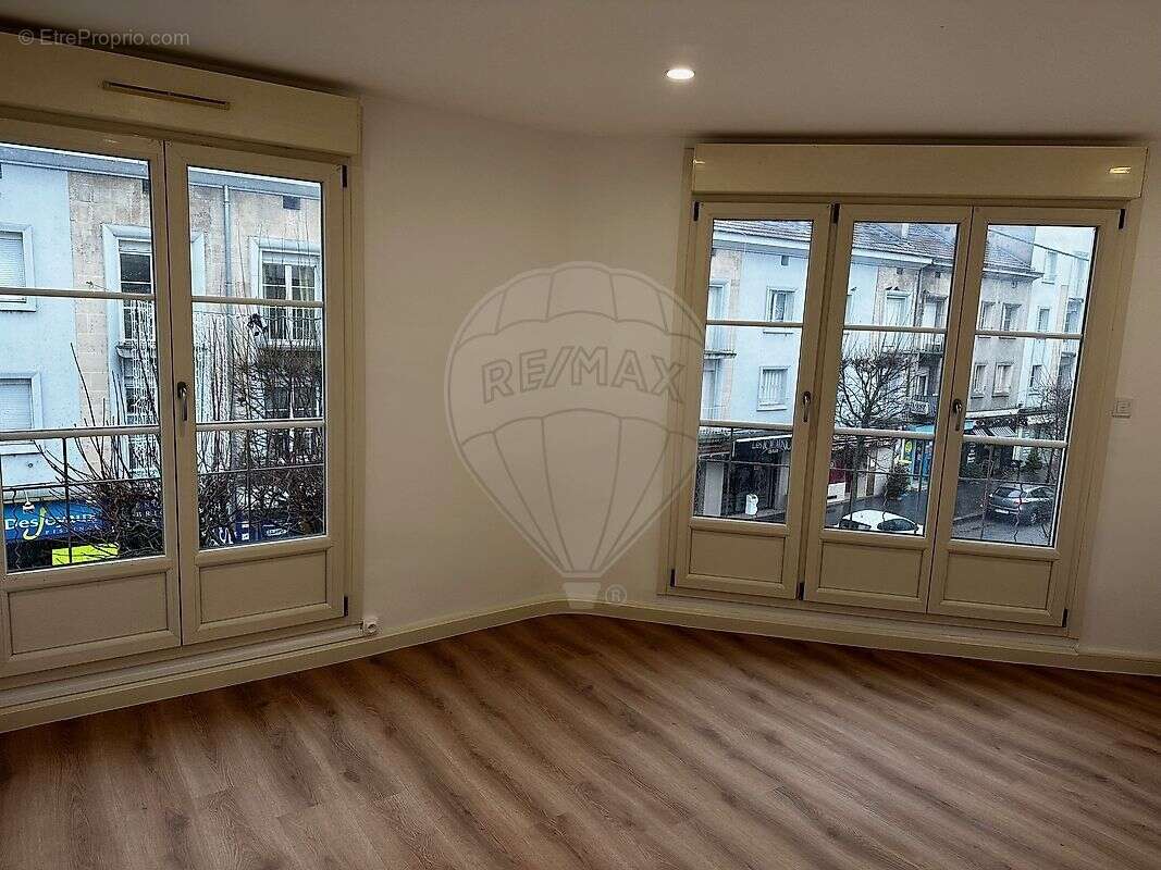 Autre à VERDUN