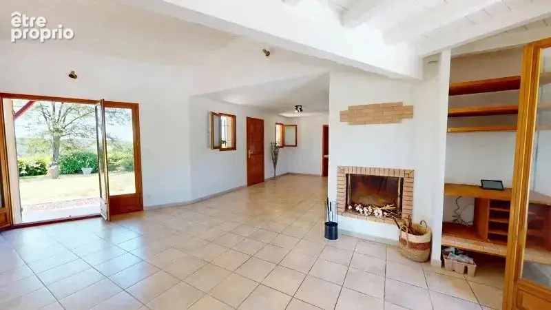 Villa T5 + T2 avec piscine et grand jardin - photo 4