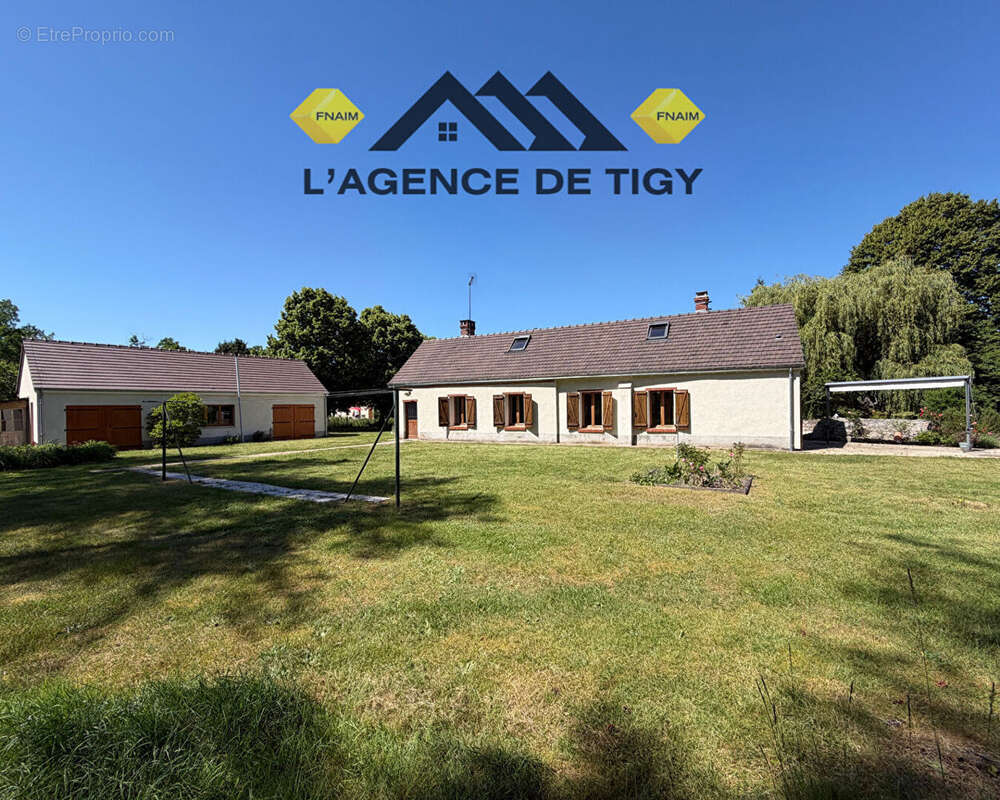 Maison à NEUVY-EN-SULLIAS