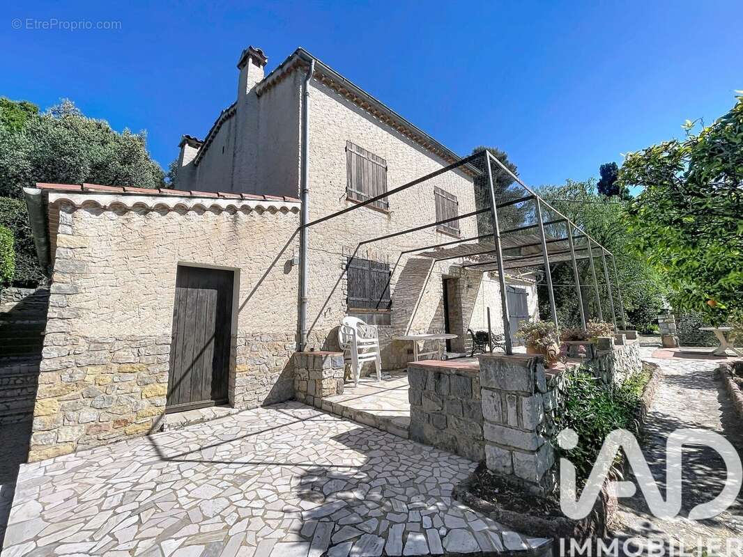 Photo 3 - Maison à LA VALETTE-DU-VAR