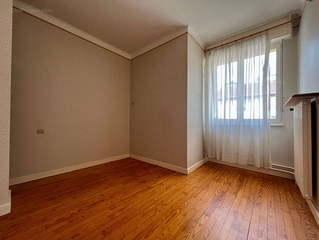 Maison à CONTZ-LES-BAINS