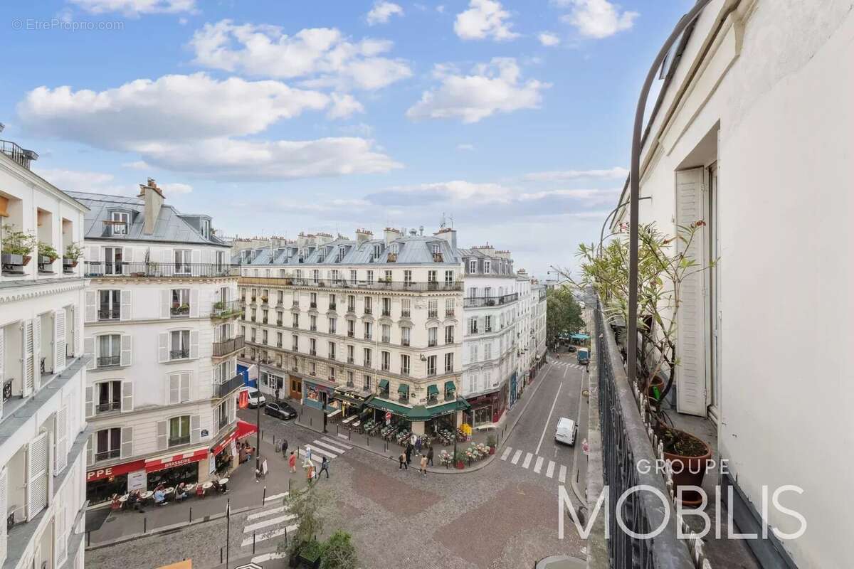 Appartement à PARIS-18E