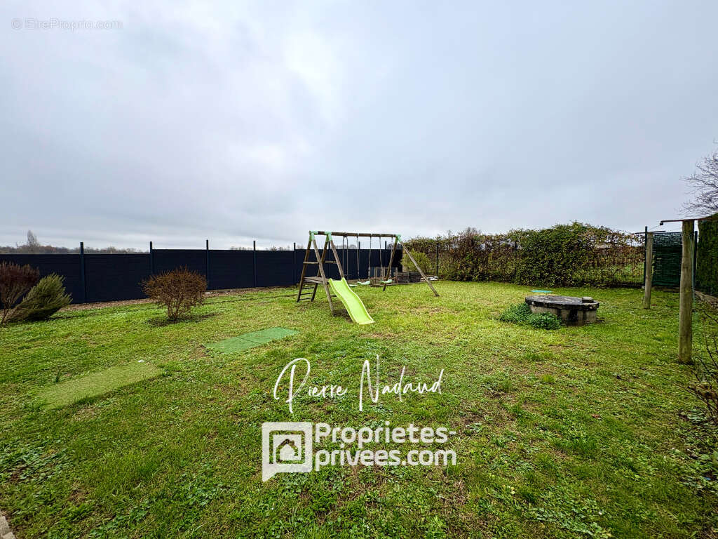 Maison à SAINT-EMILION