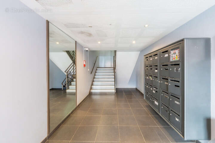 Appartement 3 pièces   Terrasse 26 m2   Résidence CANALETTO   Gondoles / Parc Interdépartemental / Quai de Sei - photo 9