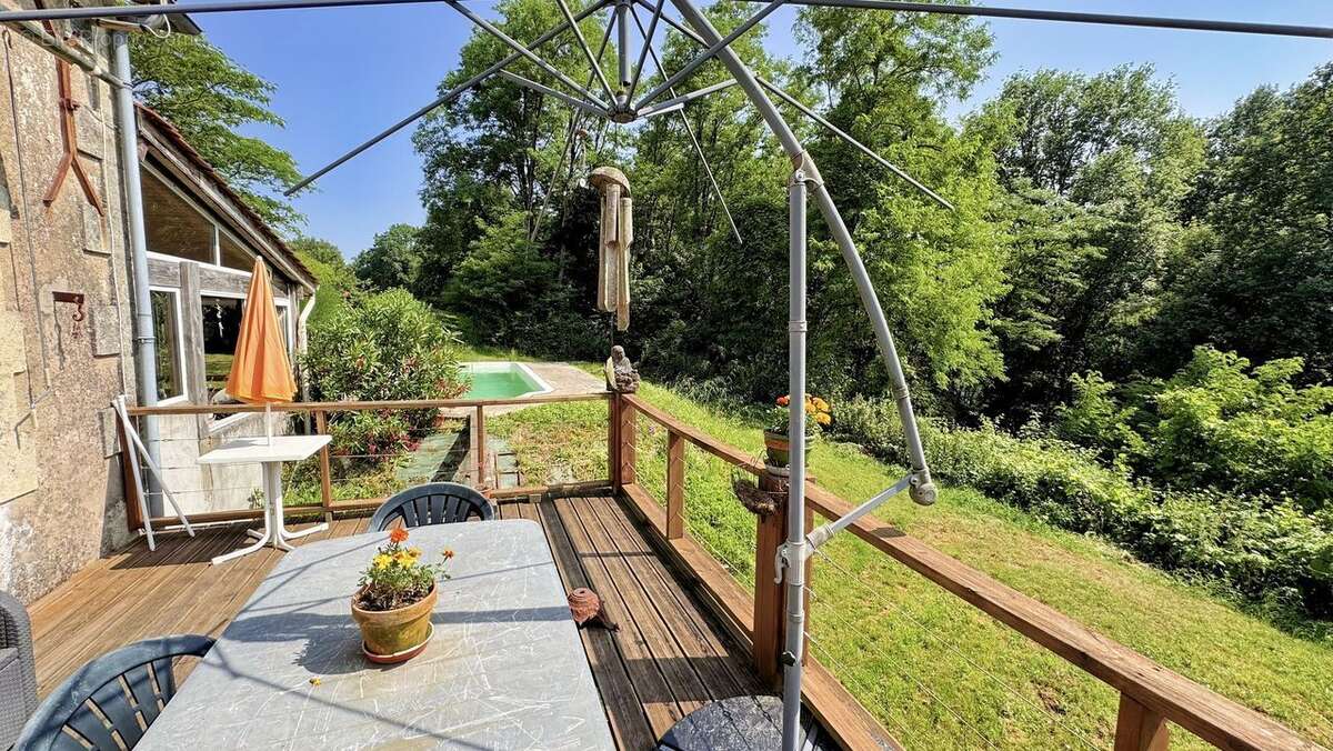 Maison en pierre avec piscine - photo 7