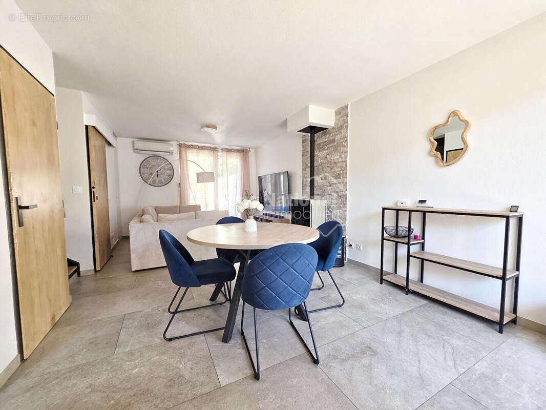 Superbe maison T4 de 74,38 m²  Résidence sécurisée ? Miramas (13140) - photo 4
