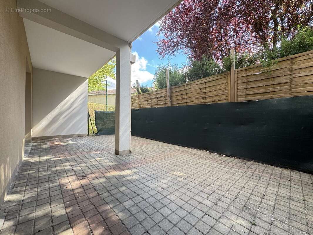 Appartement 37 m² à Saint-Germain-Les-Corbeil  - photo 4
