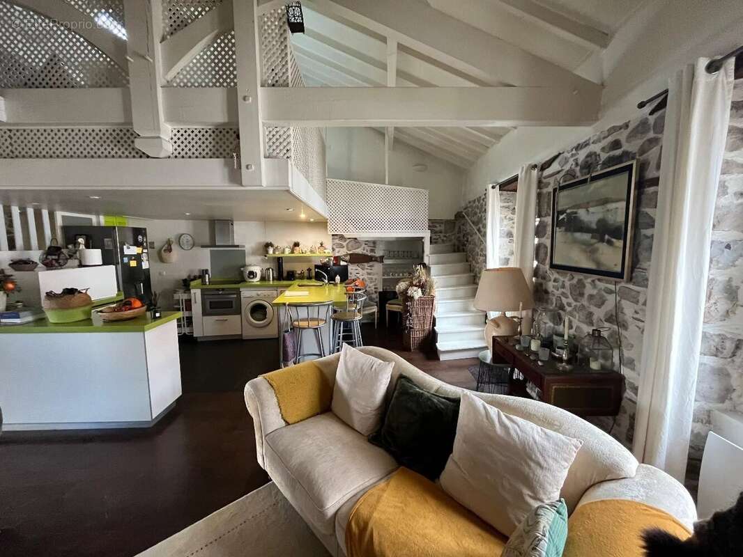 Appartement à URRUGNE