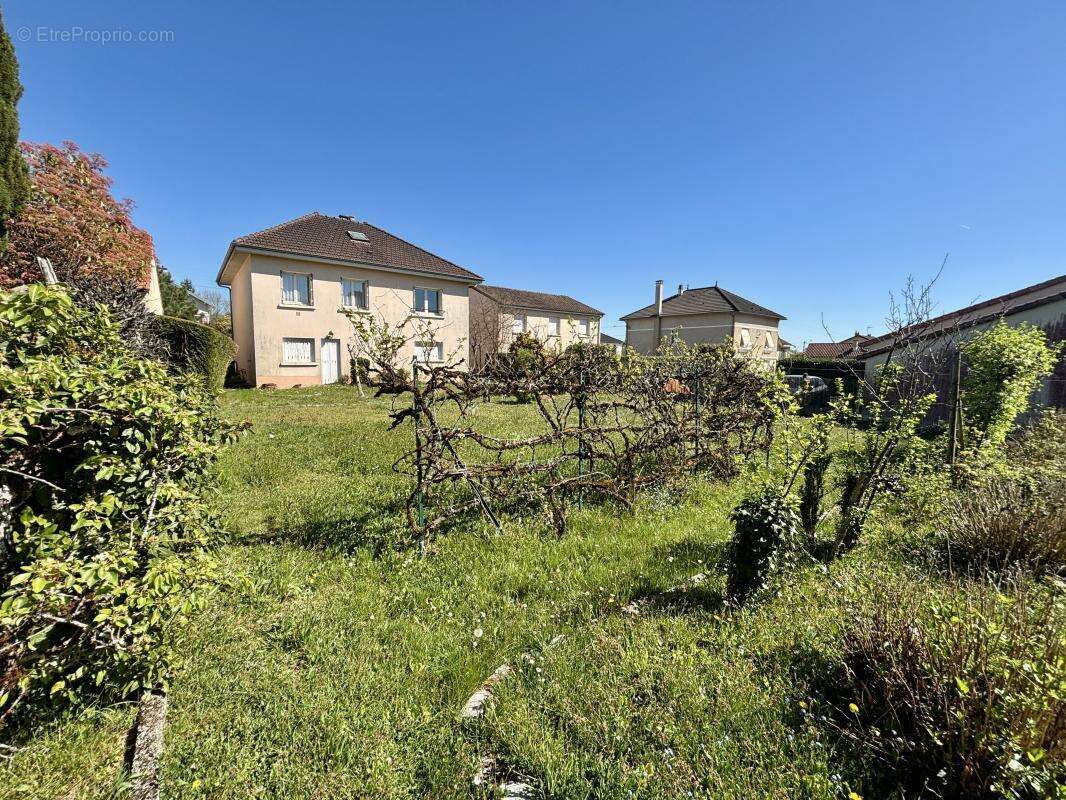 Maison à COUZEIX
