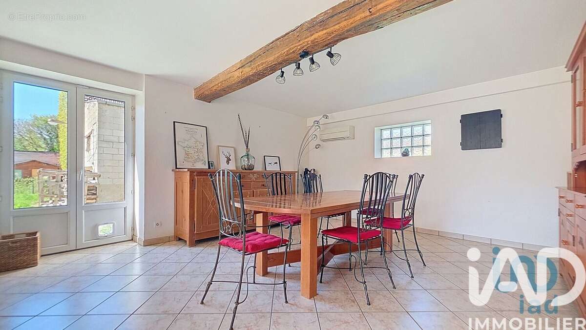 Photo 5 - Maison à COURCEMAIN