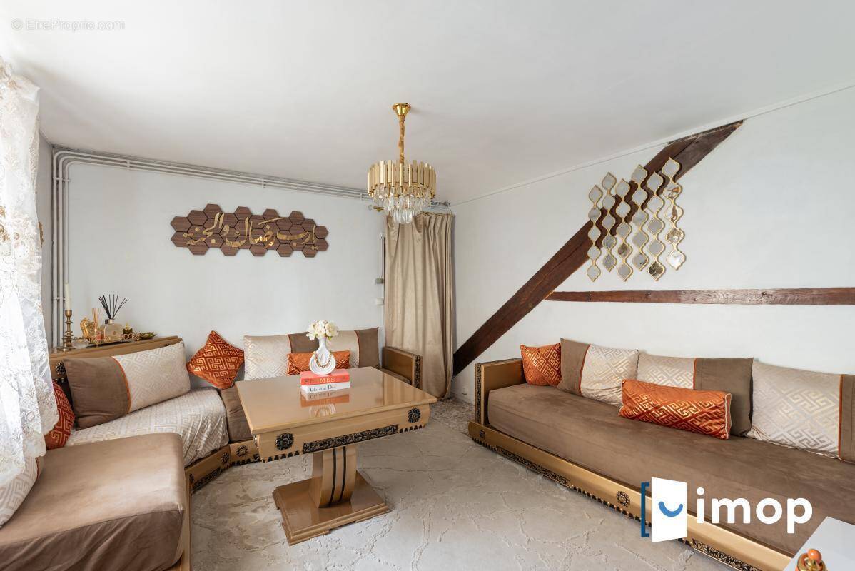 Appartement à SAVIGNY-SUR-ORGE