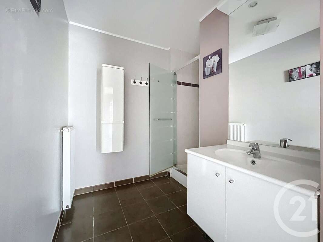 Appartement à DAMMARIE-LES-LYS