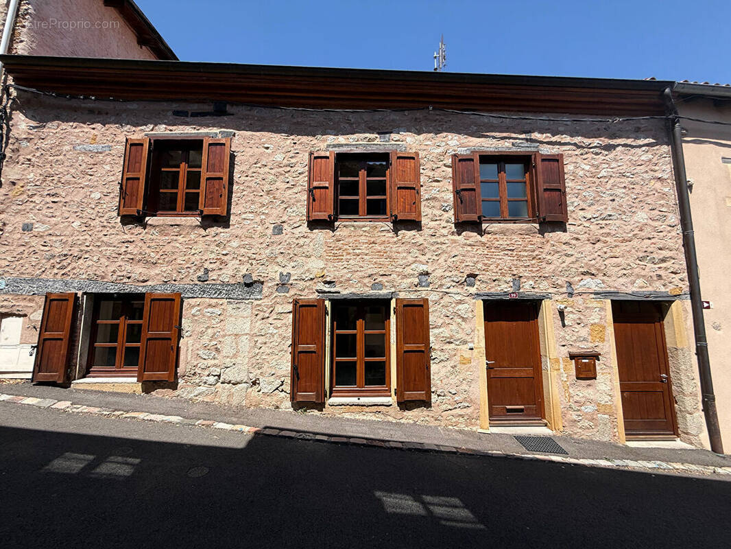 Maison à SAINT-HAON-LE-CHATEL