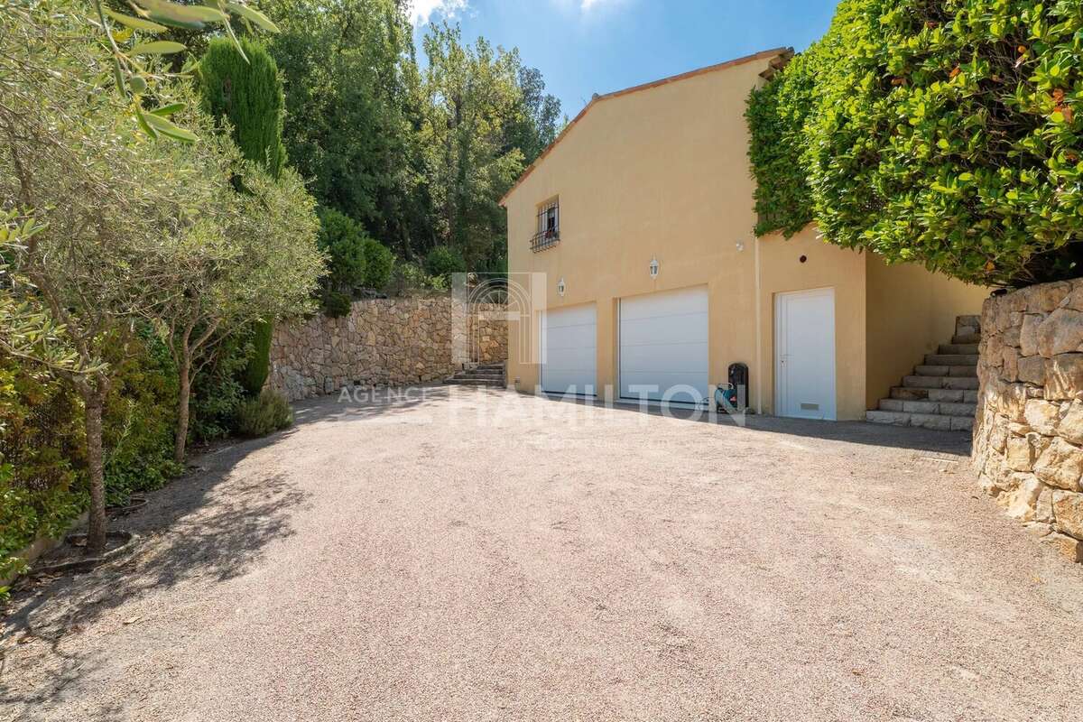 Élégante demeure provençale à quelques pas du village - photo 19