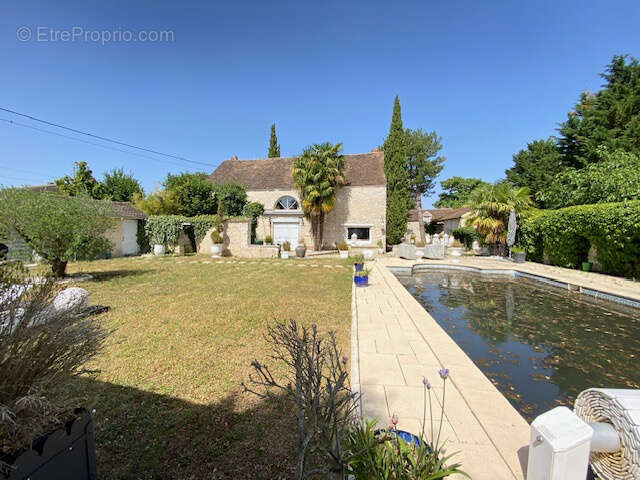 Maison à CHAINTREAUX