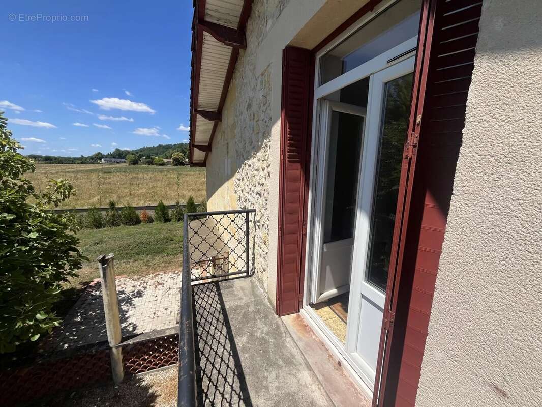 Vente maison en pierre t4 baurech 33880 - photo 14
