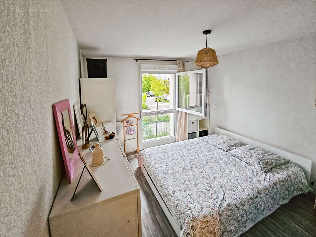 Appartement à VILLENAVE-D&#039;ORNON