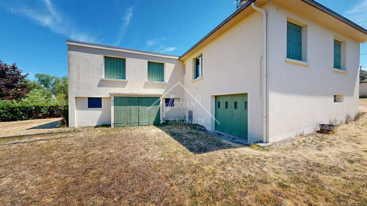 Pavillon de plain-pied sur sous-sol avec 1 300 m² de terrain à Bourbon-l'Archambault - photo 16