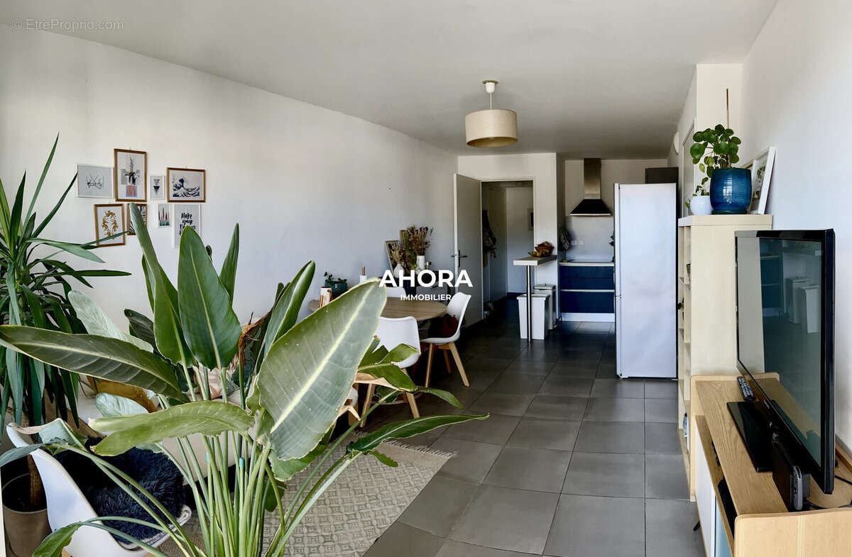 Appartement à MARSEILLE-8E