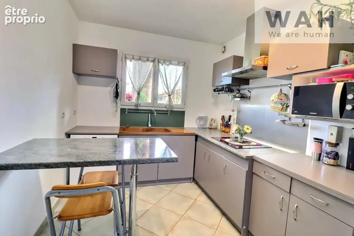 Villa 6 pièces sur terrain de 600m2 - Saint-Laurent-d'Aigouz - photo 9
