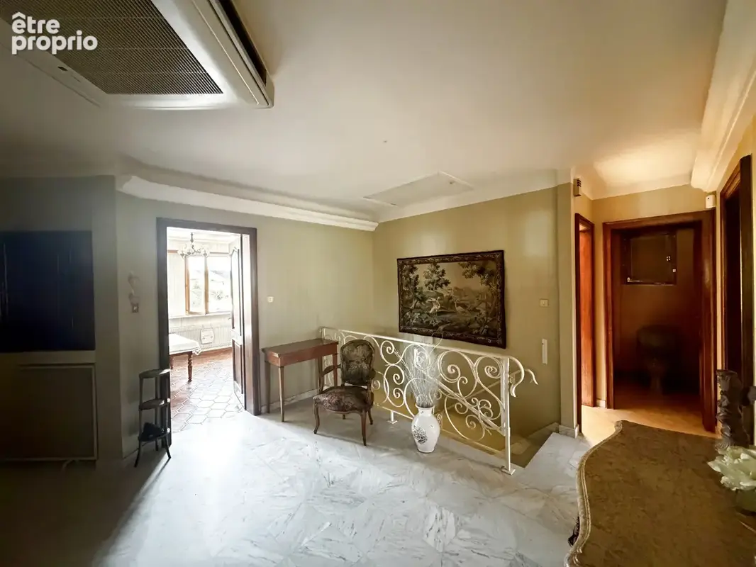 REICHSTETT - Maison 158,50 m2 sur un terrain de 6 ares - Beau potentiel - photo 4