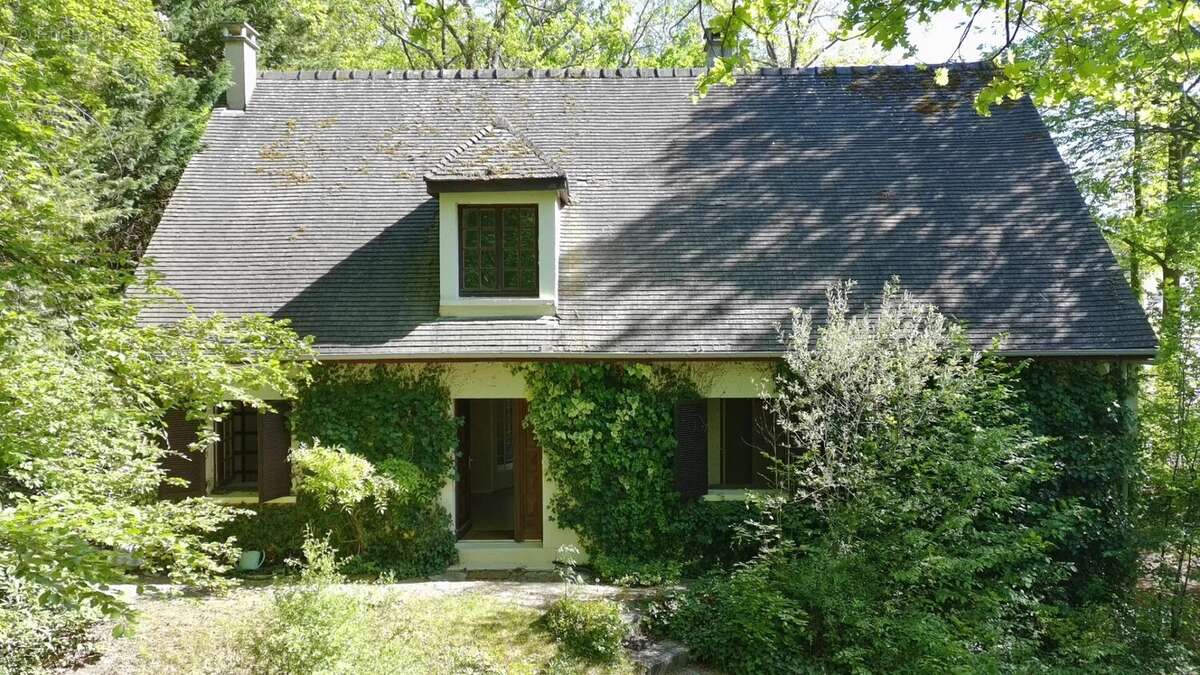 Maison à LAMORLAYE