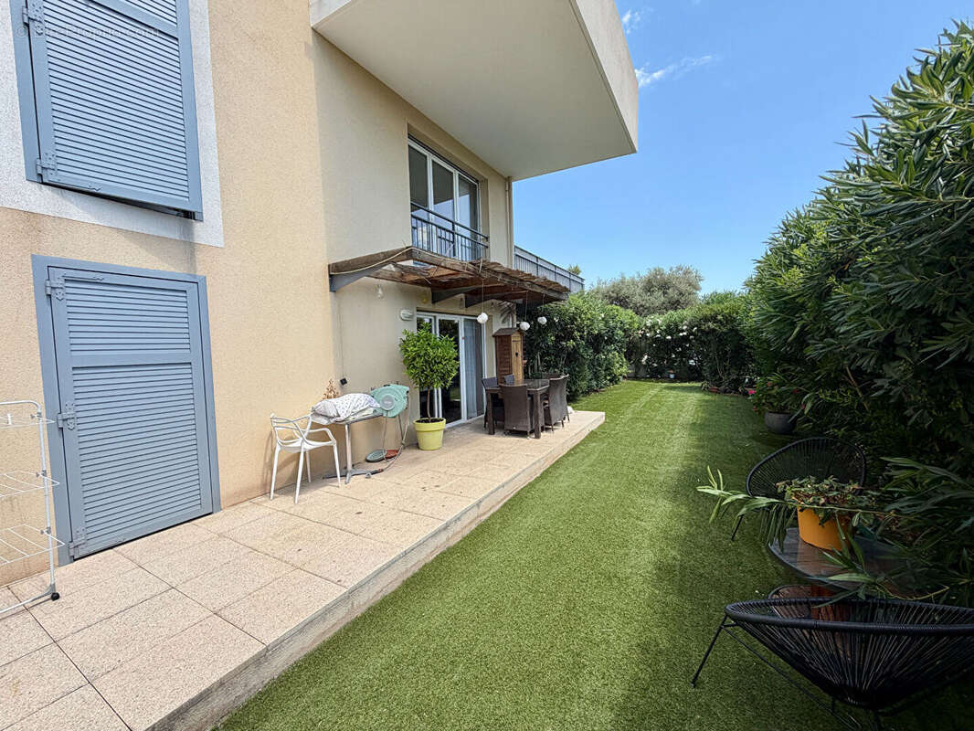 Appartement à OLLIOULES