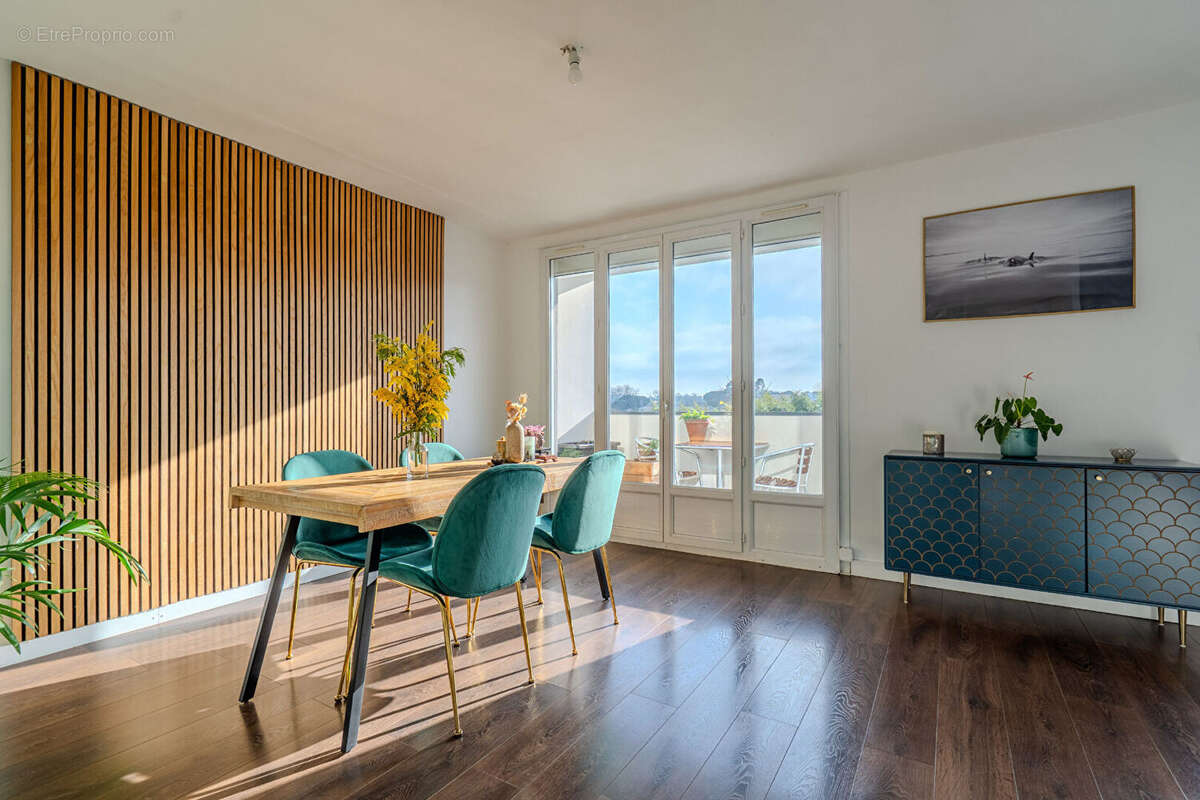 Appartement à BORDEAUX