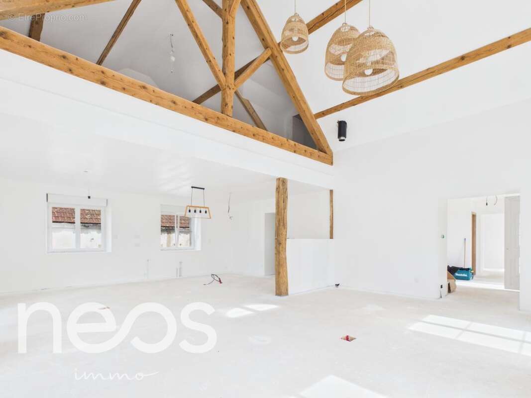 Maison à EPINAC