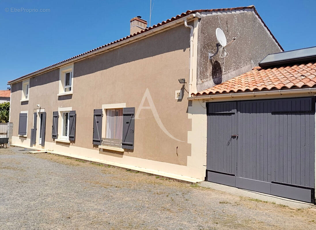 Maison à LE LANGON
