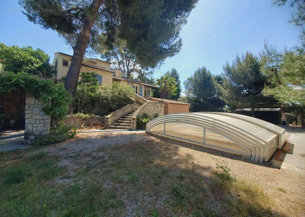 Maison à ROGNAC