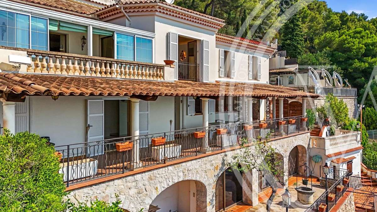 Maison à ROQUEBRUNE-CAP-MARTIN