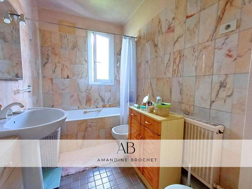 Appartement à VAUCRESSON