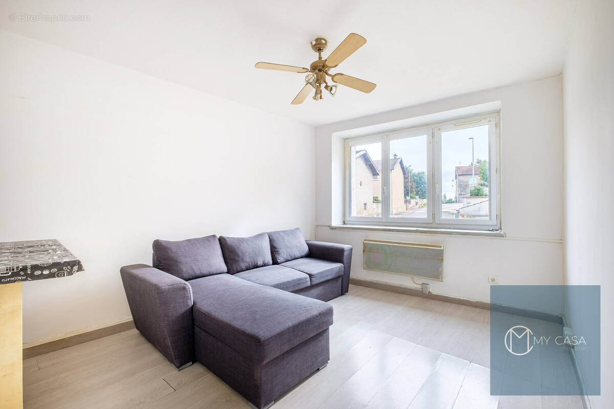 Appartement à SAINT-LAURENT-DE-MURE