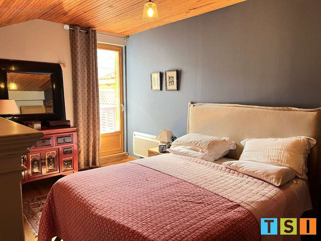 Troubat : Maison de village de charme entièrement rénovée par des artisans au coeur de la Barousse - photo 5