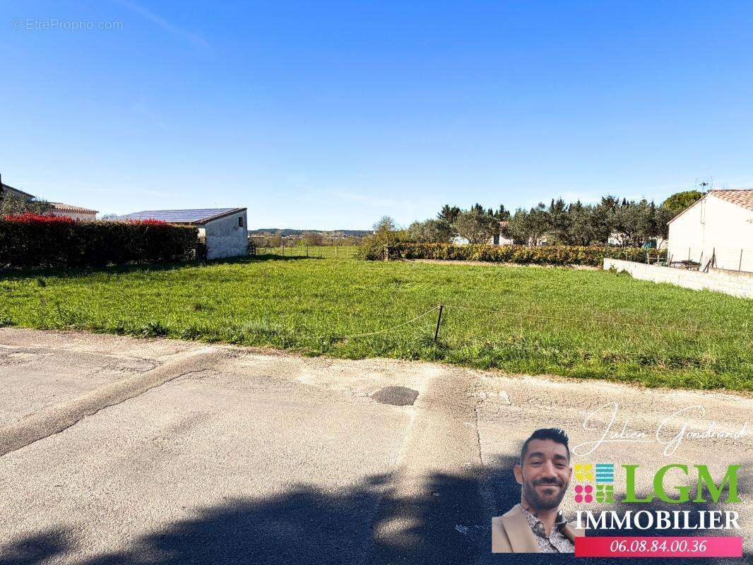 GAJAN – Terrain constructible de 815 m² dans un environnement calme et recherché - photo 4