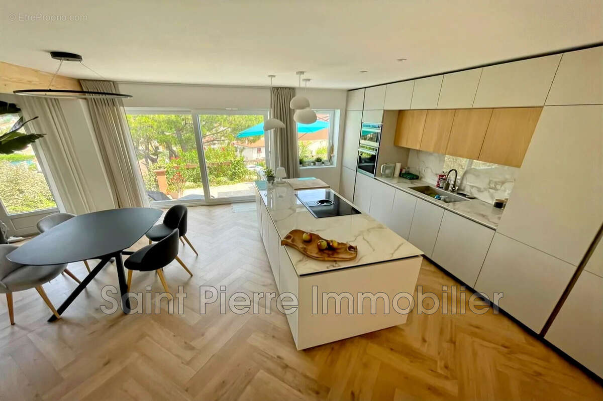 Maison à CAGNES-SUR-MER