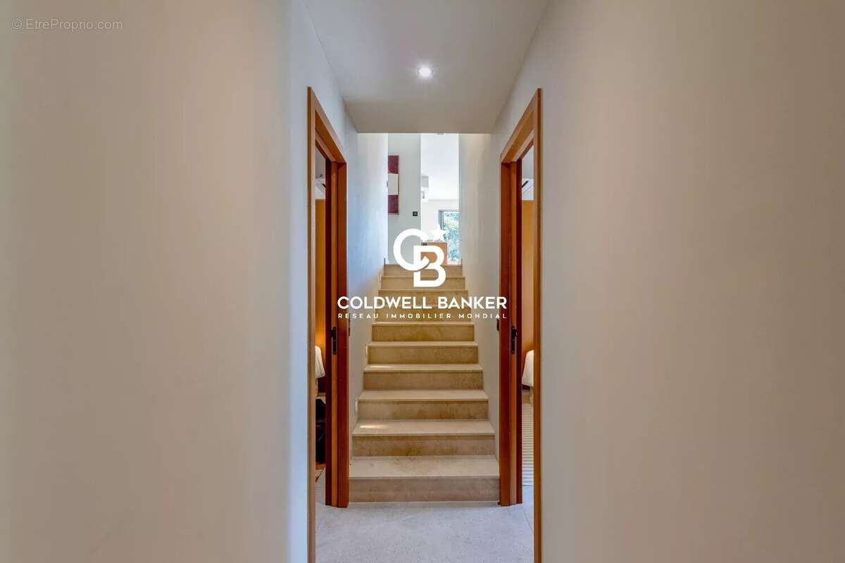 Maison à RAYOL-CANADEL-SUR-MER