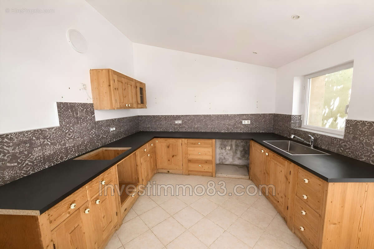 Appartement 103 m² à Pertuis  - photo 6