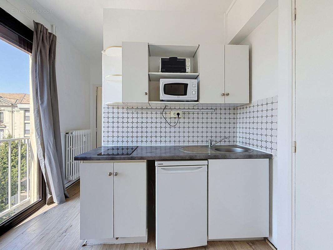 Exclusivité - avignon intra-muros appartement de type 2 - photo 3