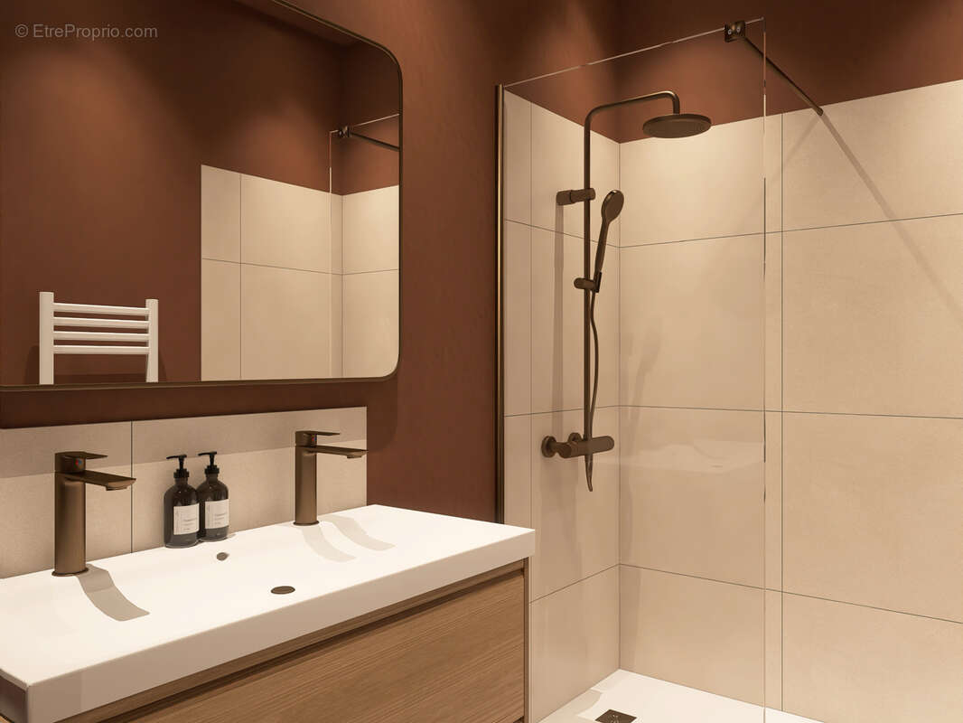 Appartement à SIX-FOURS-LES-PLAGES